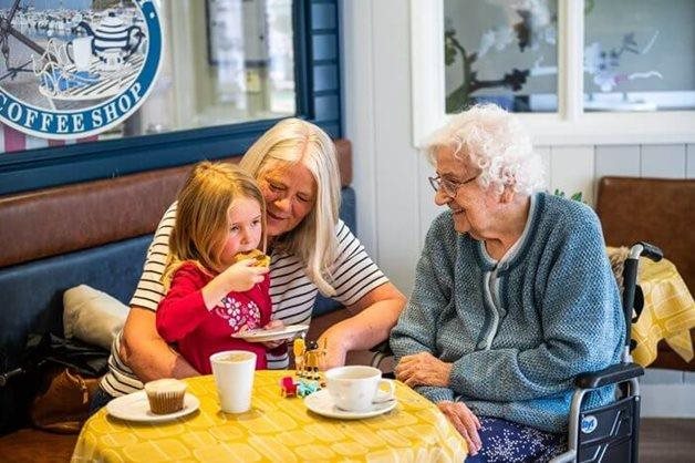Dementia friendly carers café