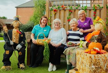 Quorn care home residents and pupils join forces for Harvest Festival fun