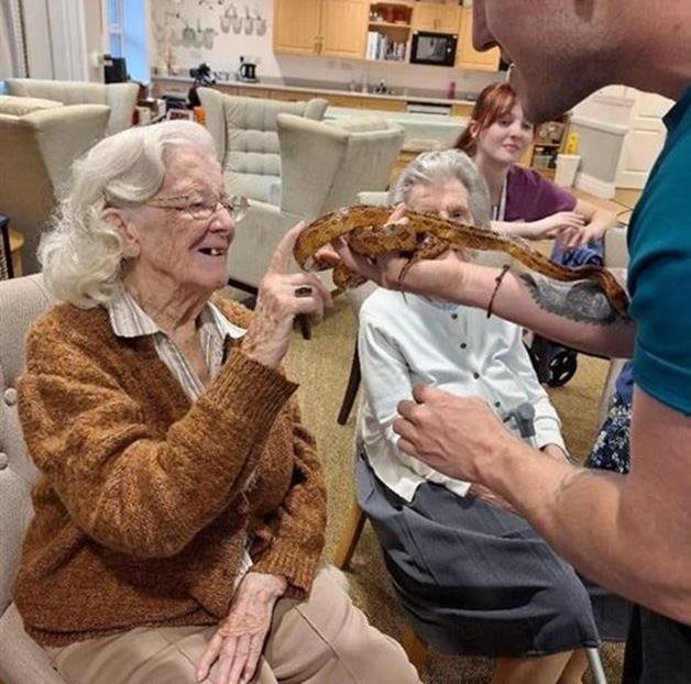 Altrincham care home welcomes new friends