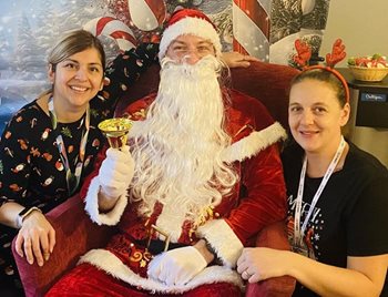 Littlehampton care home residents enjoy merry good time at Christmas fair