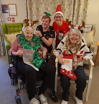 Bury St Edmunds care home invites community for a merry good time