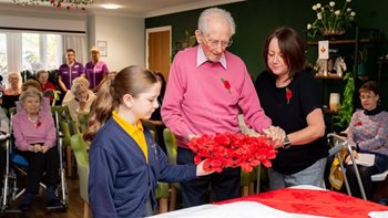 Sutton Coldfield care home honours Armistice Day with local school children