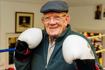 Care home surprises retired boxer with return to the ring 