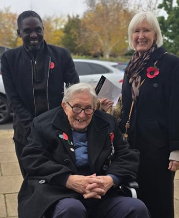 101-year-old D-Day hero and Horsham care home resident honours Remembrance Day