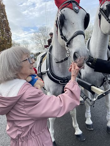 90-year-old Stratford-upon-Avon care home resident rekindles her love for horses