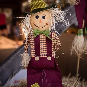 Scarecrow festival - free event at Dashwood Manor