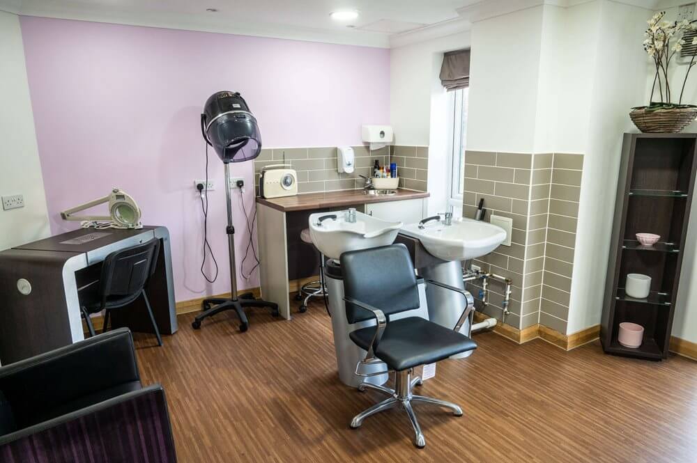 Scarlet House - Scarlet House salon 1