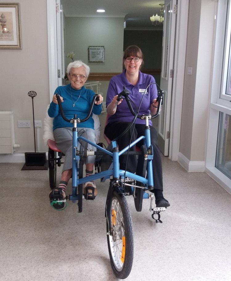 Scarlet House gets residents back on their bikes