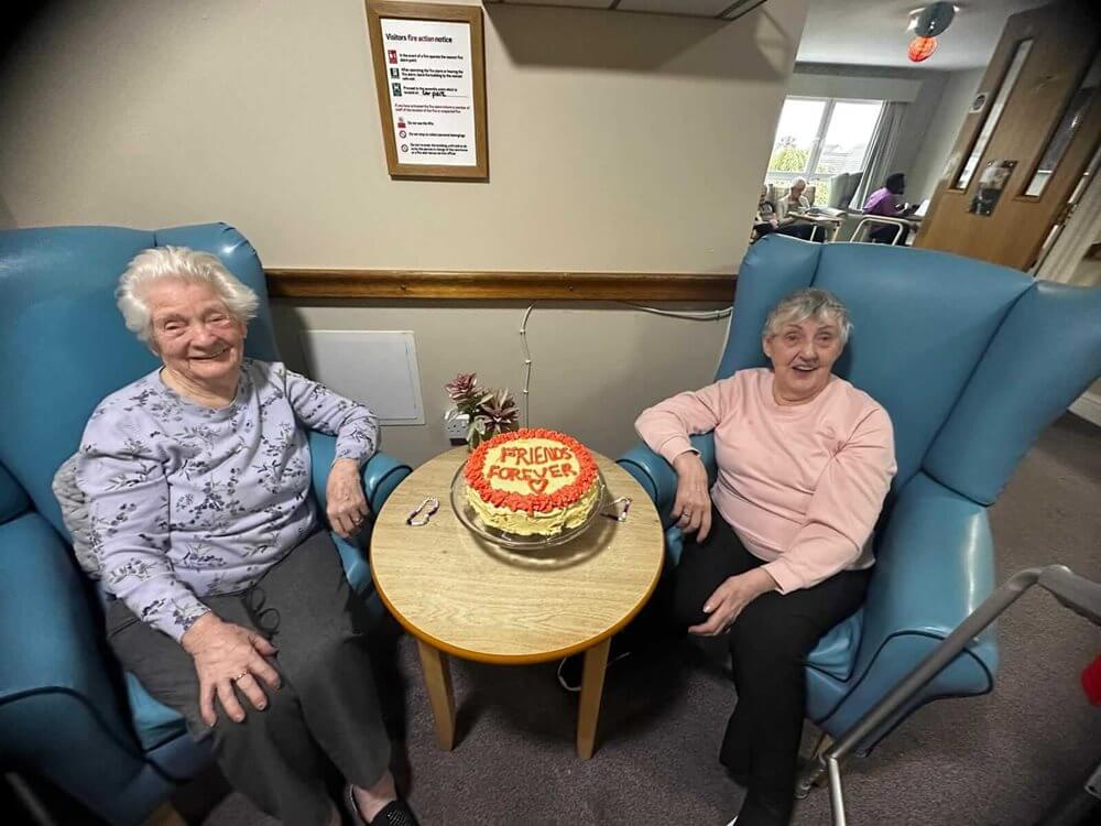 Cathkin House - Cathkin Friends Cake