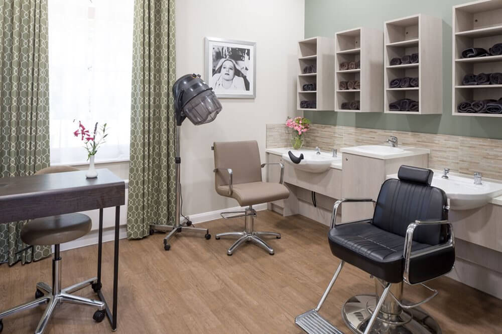 Elizabeth Lodge - Elizabeth Lodge salon