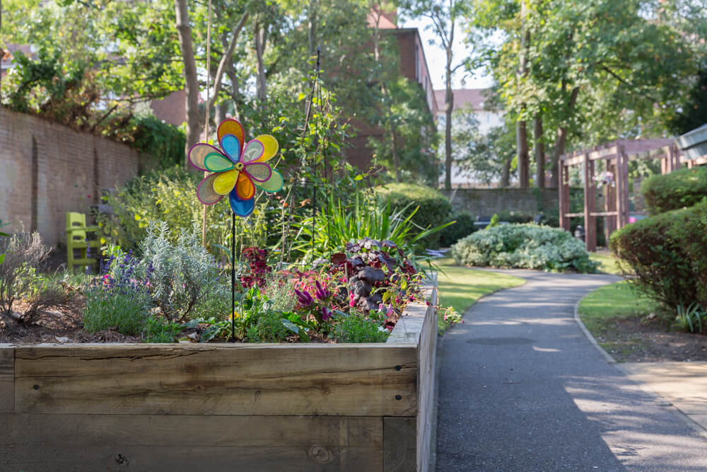 St Vincent's House - St Vincent's House garden 