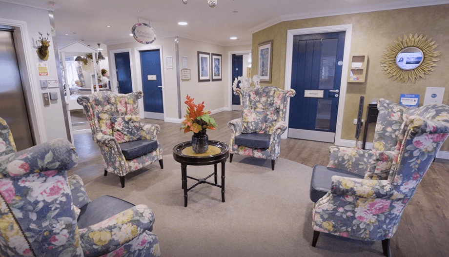 Video - A tour of Pear Tree Court 