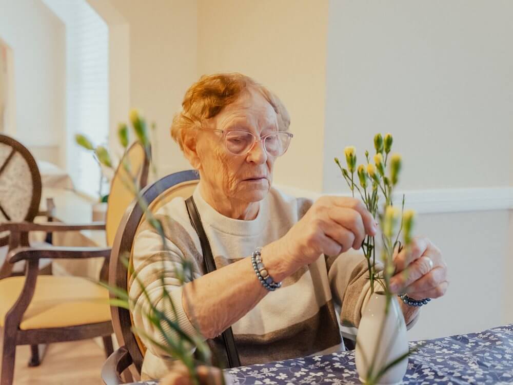 Llys Cyncoed - Llys Cyncoed flower arranging 