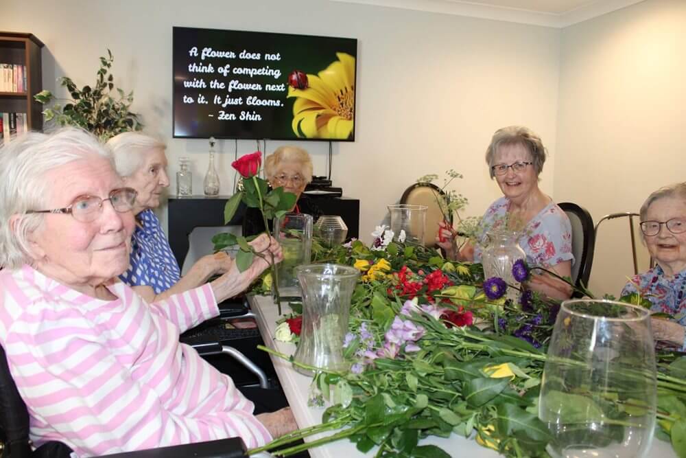 Kentford Manor - Kentford Manor flowering arranging