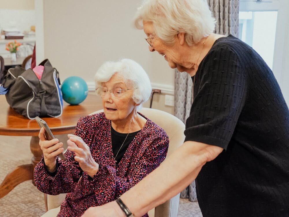 Llys Cyncoed - Llys Cyncoed residents together