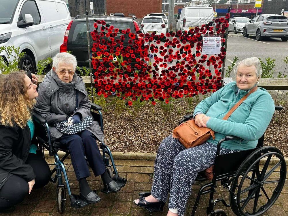 Kenilworth Grange - Kenilworth poppy display